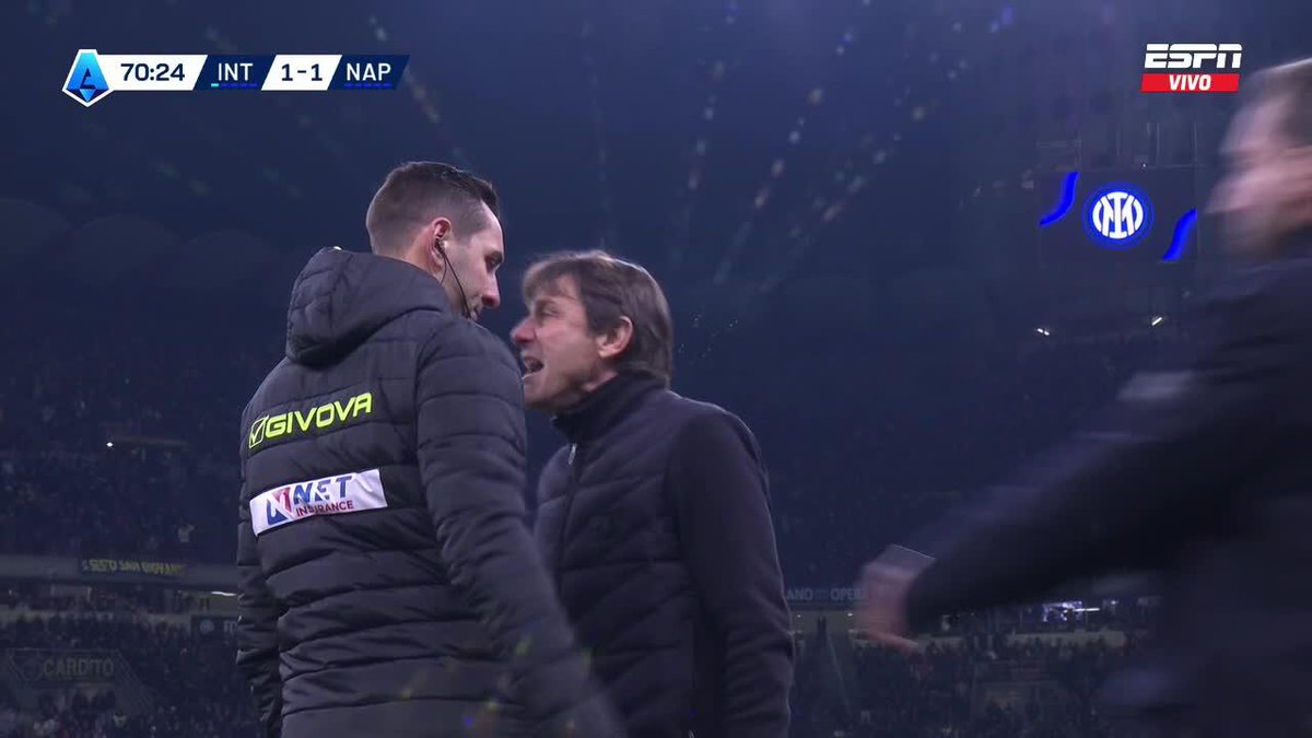 ¿TE PARECIÓ PENAL PARA INTER ANTE NAPOLI? El árbitro lo cobró tras revisar la jugada en el VAR, Conte explotó y se fue expulsado. 📺 Mirá la #SerieA por #DisneyPlus Plan Premium