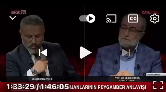 Bu video ile birlikte bir kez daha gördük ki; ne kadar okuduğun değil, nasıl okuduğun önemli! Demokrasiyi seçimlere indirgemek bir alimin iki dudağı arasından nasıl çıkabilir? Demokrasinin esası egemenliğin/hüküm koyma yetkisinin halka ait olmasıdır. Dolayısıyla laiklik ile kopmaz bir bağı vardır. Meseleyi seçime indirgemek en basitinden fikri zayifetin bir ürünüdür. "Hilafet Devletinde Halife, seçimle belirlenir. Sonra kendisine biat edilir." dediğimizde Halifenin seçimler yoluyla belirlenmesi Hilafet Devletinin demokratik bir devlet olduğunu mu gösterir? İslam şeriatını kamilen tatbik edin; mesela kadınlara cilbabsız bir şekilde sokağa çıkmalarını yasaklayın, hırsızın elini kesin, erkeklerin dört eş almasını serbest bırakın, küfür fikirlerinin neşredilmesini, yayınlanmasını yasaklayın ve cezalandırın; Halife seçimini de seçimler yoluyla gerçekleştirin. Sonra da "biz demokrasiyi tatbik ediyoruz" deyin. Bakın bakalım ne oluyor? Adama gülerler! Seçim, bir ideolojiye, bir hadarata has bir şey değildir. Seçim, evrenseldir. Demokrasi ise batı hadaratına has bir yönetim şeklidir. Demokrasinin esası; egemenliğin halka ait olması, kanunların (Allah'ı karıştırmadan) halk tarafından belirlenmesidir. Demokrasi aynı zamanda içerisinde şahsi hürriyetler fikrini de barındırır. İnanç hürriyeti, fikir hürriyeti, mülk edinme hürriyeti vs. Dolayısıyla onu almak, tatbik etmek, ona davet etmek haramdır. Afgâni ve Menar ekolünün izinde yürüyenler dünya hayatında itibar ve başarı elde edemeyecekleri kesindir. Ahiretteki hesapları ise Allah'a aittir.