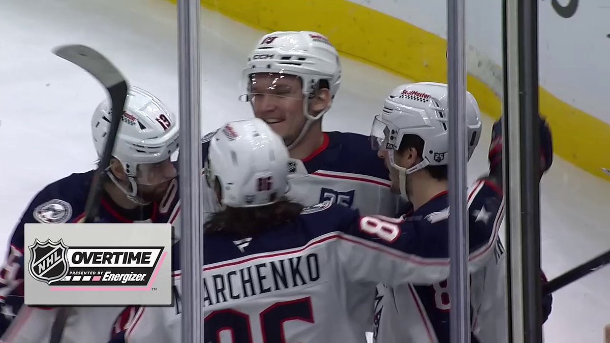 JACKETS WIN 👏 Dmitri Voronkov redirects it home in Energizer OT!
