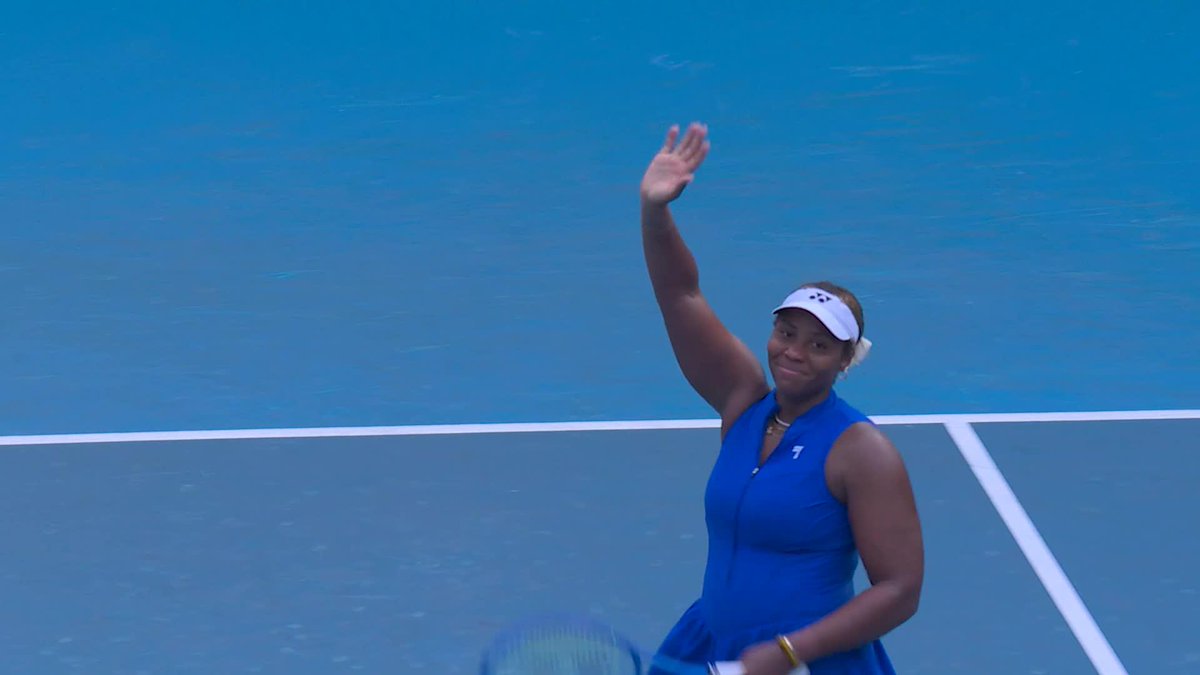 What a comeback! 👏 American Taylor Townsend recovers from a set down to defeat Hibino 6-7(3) 6-0 7-5 to advance to the second round of qualifying. Wide World of Sports • ESPN • TNT Sports • WOWOWテニス • #AusOpen • #AO26