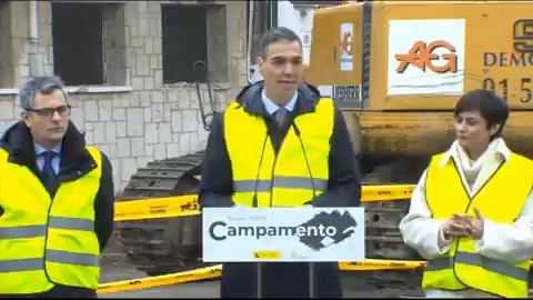 #EnDirecto | Sánchez, en la demolición de edificios del acuartelamiento de Campamento (Madrid): "Esta vez no venimos a presentar un plano o a prometer un futuro. Hoy por fin empieza a construirse un nuevo barrio. 10.700 hogares que serán públicos y blindados de la especulación"