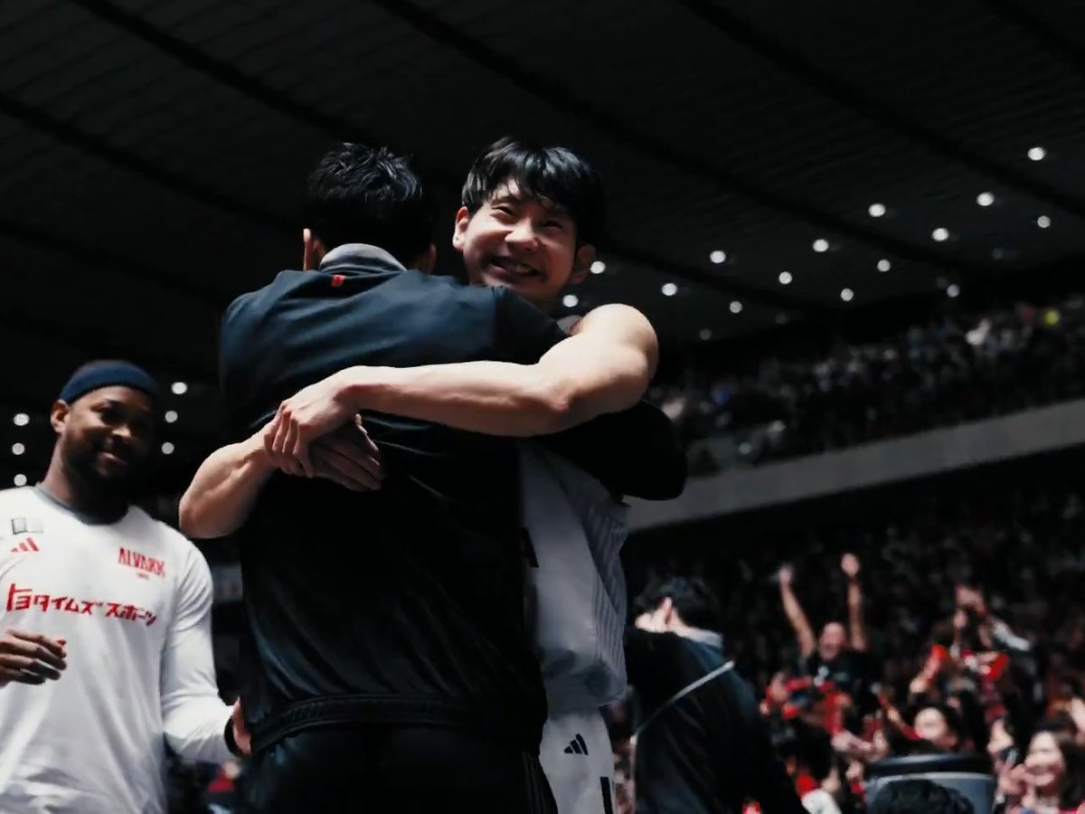 "人生初優勝"の瞬間😆🎥 小酒部泰暉 / Taiki Osakabe #アルバルク東京 #天皇杯バスケ