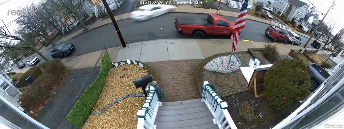 I was forced to grow up in Massachusetts and can confirm this is just how everyone drives there... Guy crashes his car into several houses in Everett then walks away 🤨 #CityLife #everett #boston #crash #MassHole #FAFO #urban #MiddlesexCounty #democrats