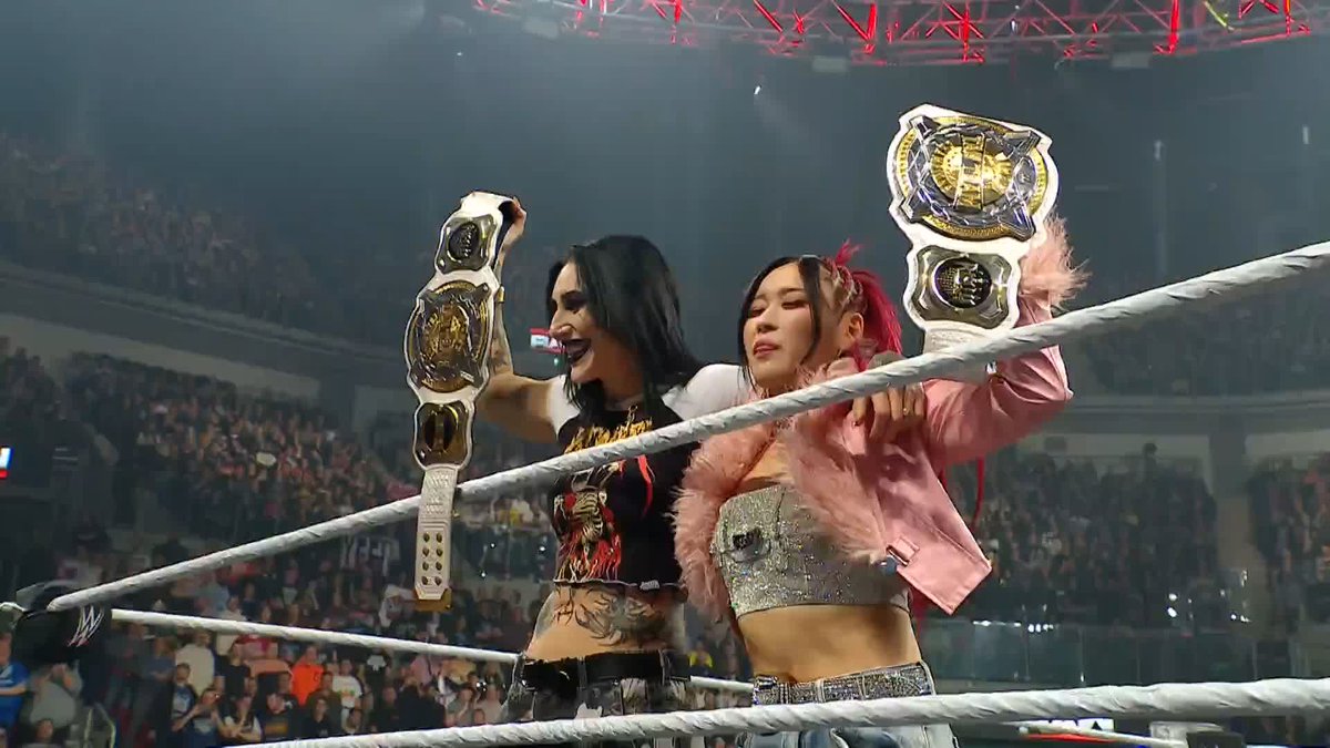RHIYO The Kabuki Warriors Liv and Roxanne Bayley and Lyra CHAOS IN THE RING 😱