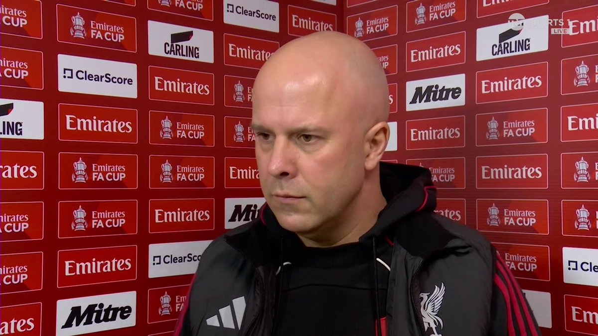 Arne Slot previews Liverpool's FA Cup tie against Barnsley with Liam MacDevitt 🗣️ 📺 TNT Sports & discovery+ UK