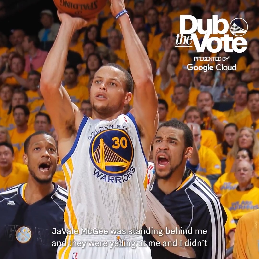 Stephen Curry is no stranger to the no-look three 👀 Vote 30 to see more of 'em »