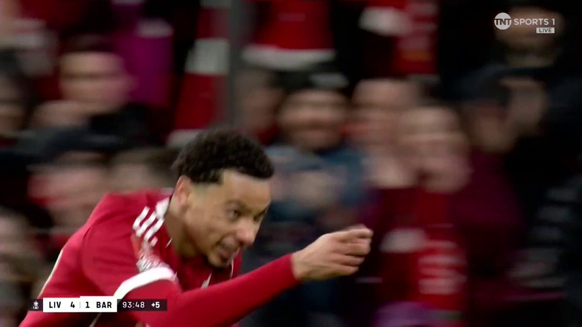 Hugo Ekitike with the nail in the coffin 💫 📺 TNT Sports & discovery+ UK