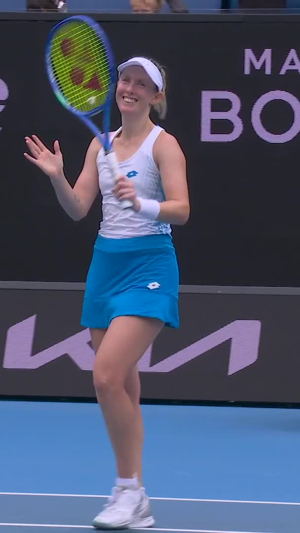 Feels good to be back 😍 Storm Hunter scores her first win at Melbourne Park since returning from an Achilles' injury. Wide World of Sports • ESPN • TNT Sports • WOWOWテニス • #AusOpen • #AO26