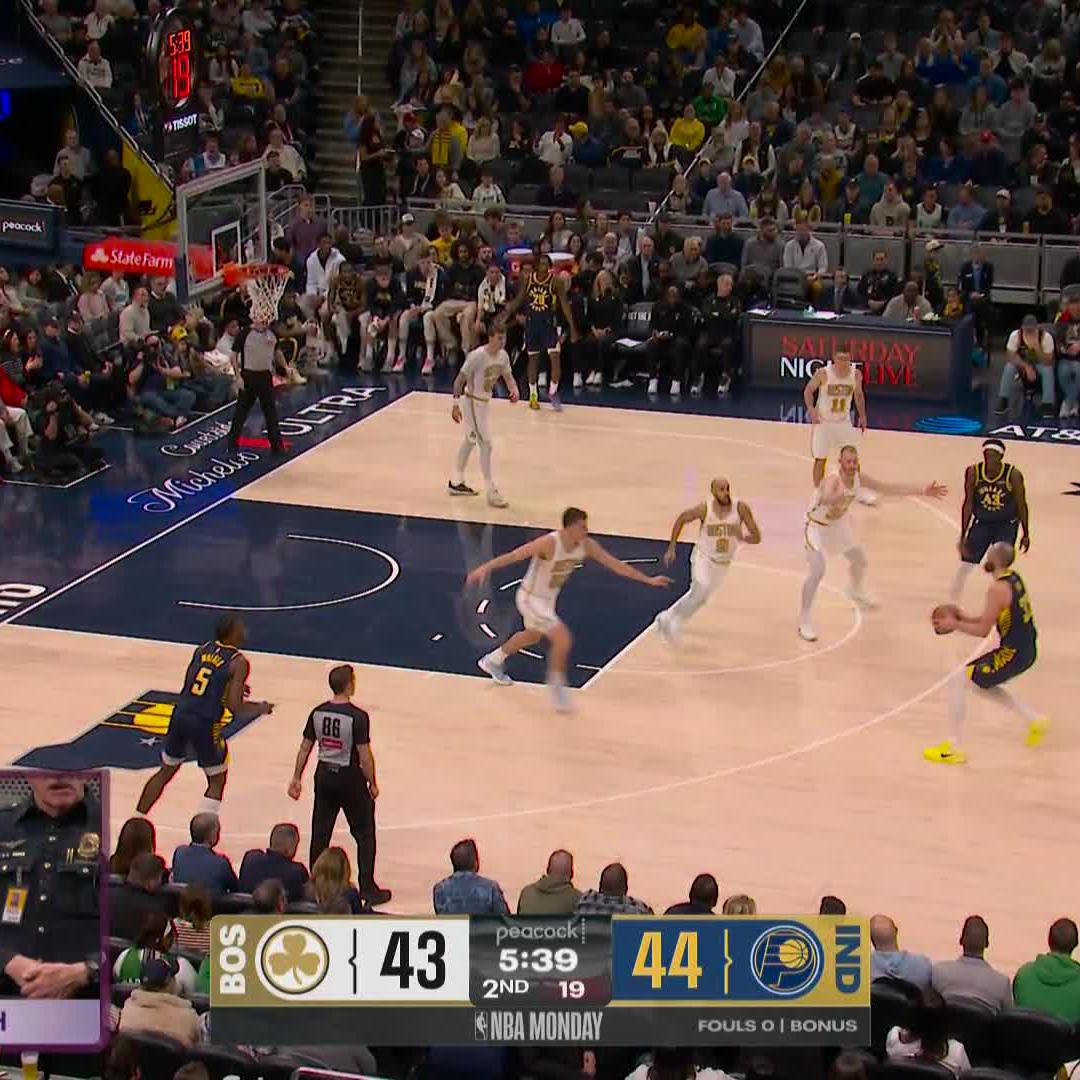 JAY HUFF PUMP FAKE TO REVERSE DUNK. DEMON.