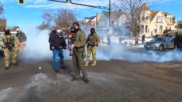 🚨"Get the f*ck out!"-Minneapolis residents scream at SWARM of Border Patrol agents as they launch tear gas, pepper balls, and pepper spray at unarmed residents who came to the aide of...a vehicle Border Patrol rammed into. Via Jon Farina FULL VIDEO ⬇️