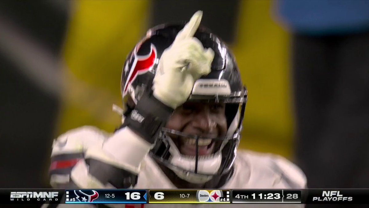 BIG MAN TOUCHDOWN 🔥 Texans force the strip-sack fumble on Rodgers and run it in for the TD 🤯