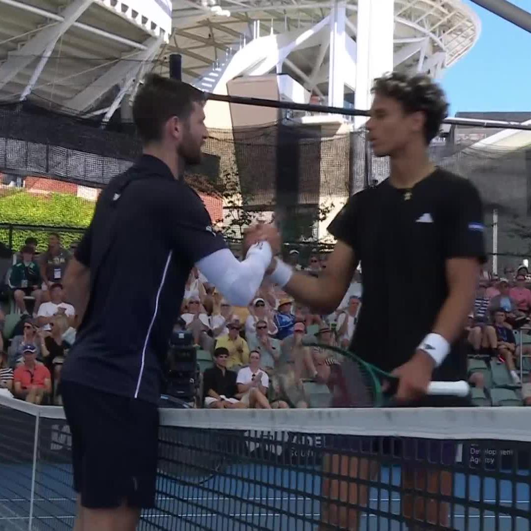 Upset alert 🚨 Qualifier and world No.336 Vavassori gets past 41st-ranked Diallo to reach round two at #AdelaideTennis