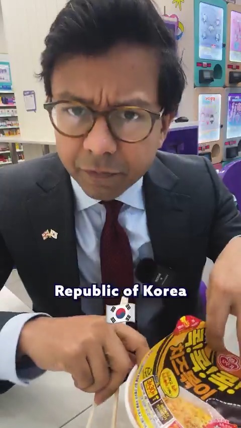 3,2,1 🍜 Kanishka Narayan MP tells us why the UK and Republic of Korea are natural industry partners in the time it takes to eat some ramyeon in an iconic CU convenience store.