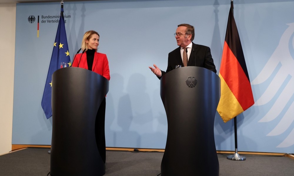 The courage of the Iranian people is humbling. The brutal response by the security forces is unacceptable and exposes a regime afraid of its own people. The EU already has sweeping sanctions in place on Iran. We are now discussing putting additional sanctions. My press remarks with German Defence Minister Boris Pistorius ↓