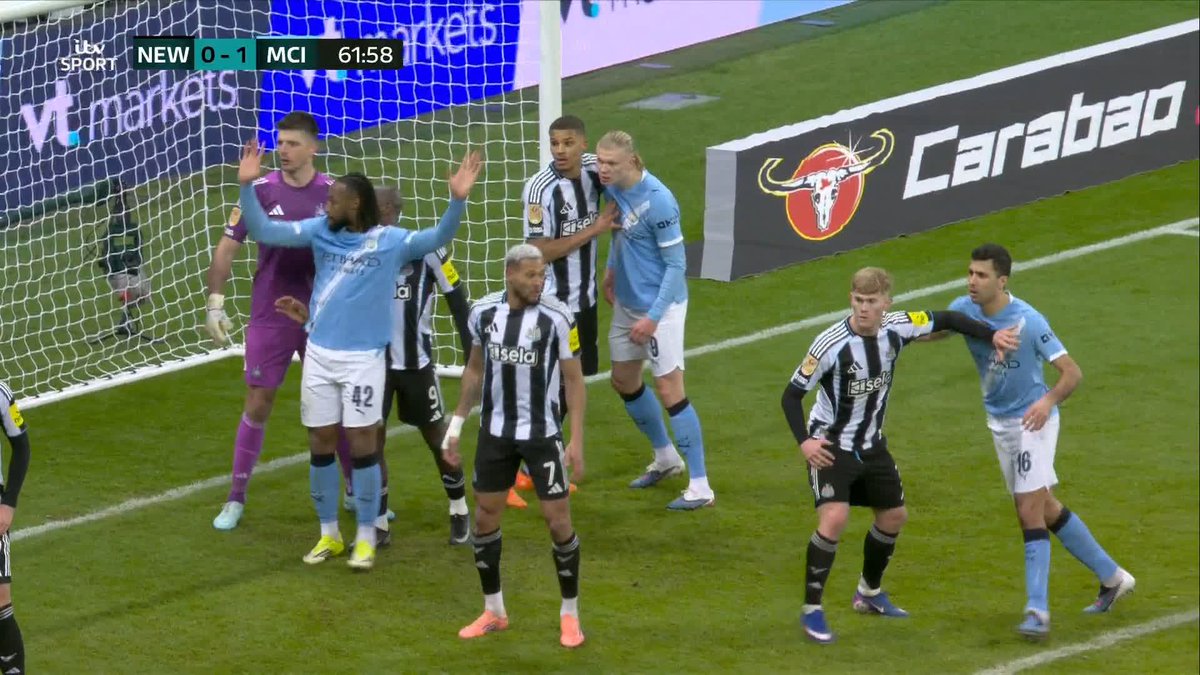 Man Cityโs goal was just disallowed for offside by VAR for thisโฆ Iโm lost for words with this technology.