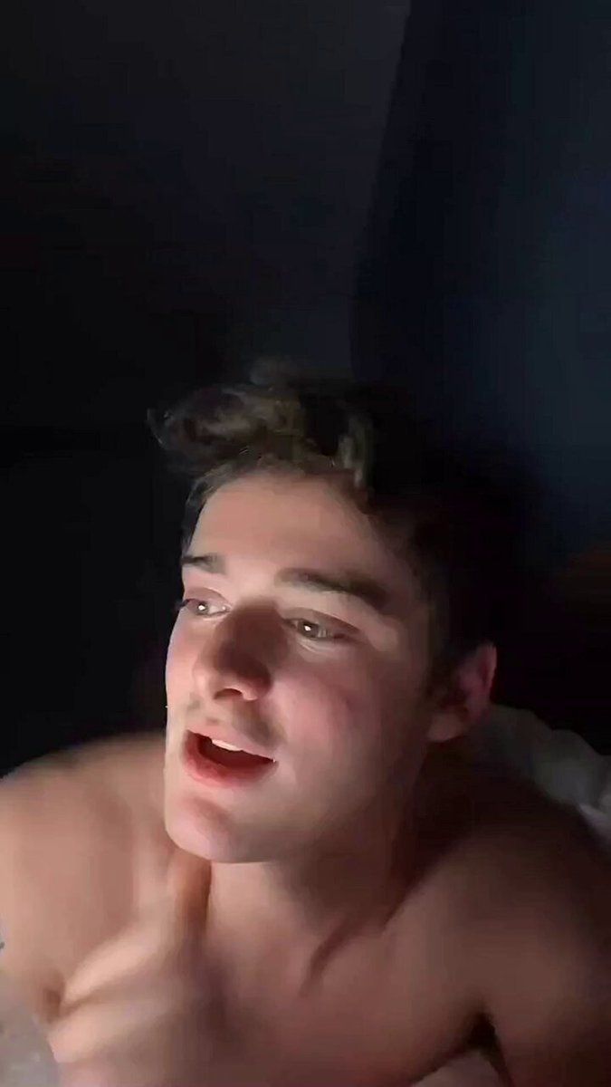 "I'm gonna cry at the end of season 5" and he did....HE BAWLED 😭🥺