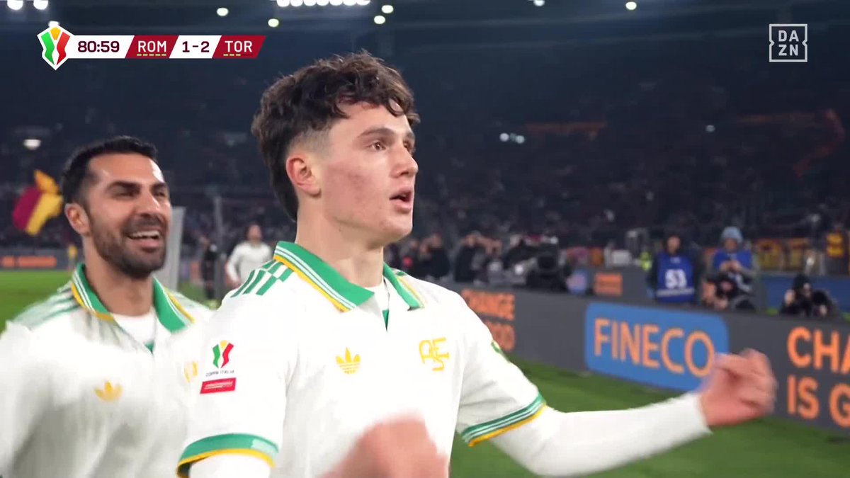 Nah, esto es increíble. Esto es nacer con un AURA especial ✨ Minuto 79: Antonio Arena debuta con la Roma con solo 16 años Minuto 81: GOLAZO DE CABEZA DE ANTONIO ARENA para el 2-2 #CoppaItalia 🏆🇮🇹