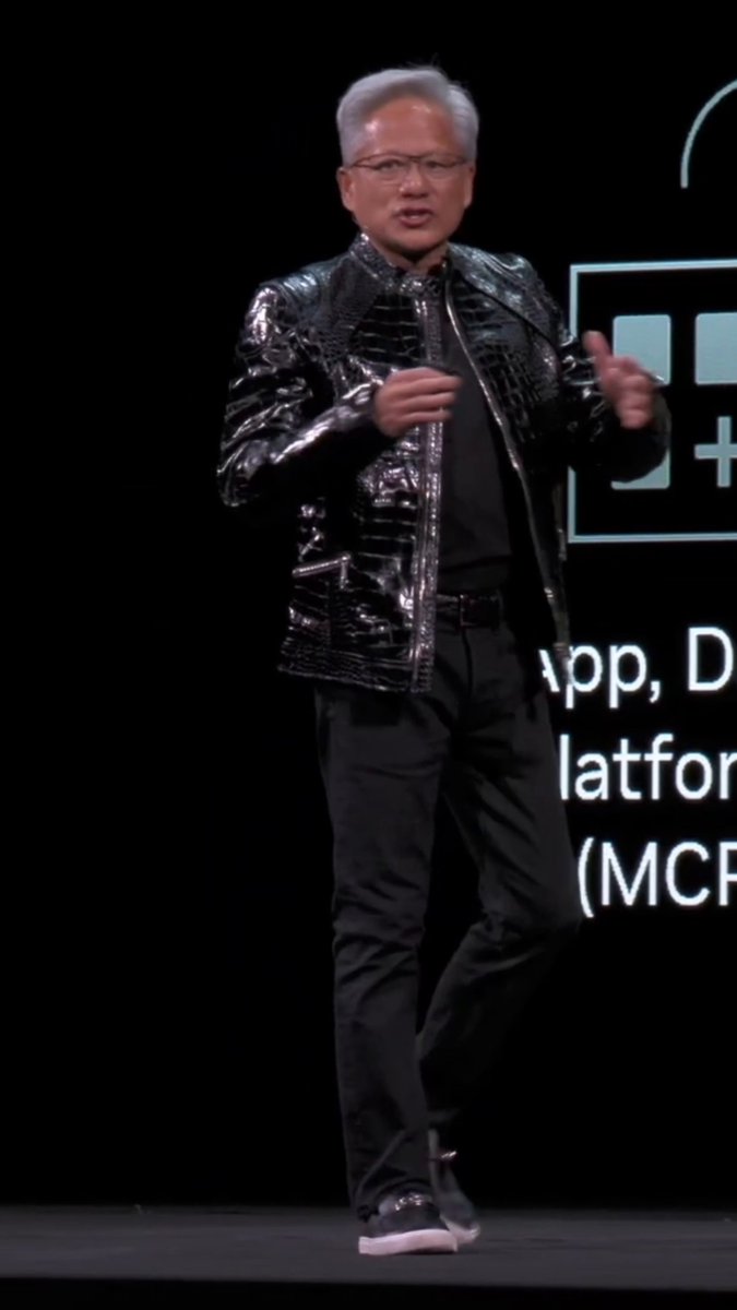 "We no longer have to train an AI model to know everything on day one." AI isn’t just predicting the next word anymore. It’s reasoning through problems it’s never seen.💡 Watch the full keynote: