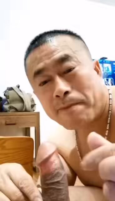 心有猛虎，细嗅蔷薇，是为真爷们。#哑巴爷们大叔 #中年胖大叔