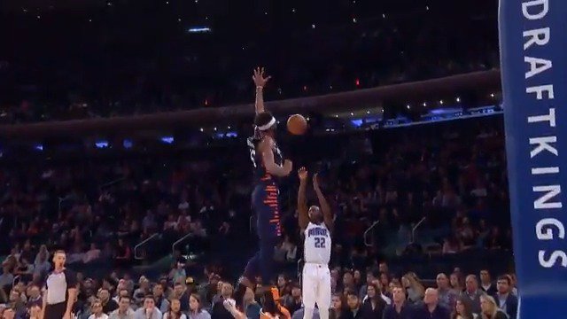 When 20-year old Mitchell Robinson had NINE blocks in his 22 minutes 😳