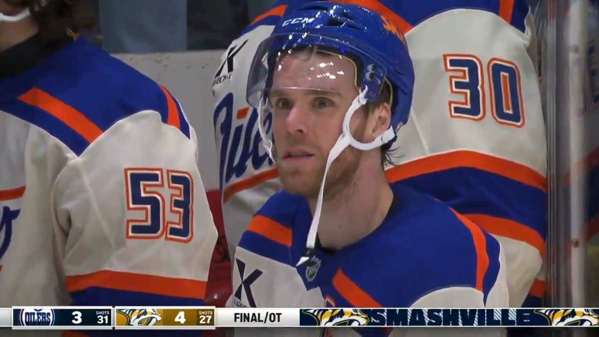 OH NO TRISTAN JARRY 😬 The Oilers netminder comes out of the net in OT and gets BURNED as the Preds win 🚨
