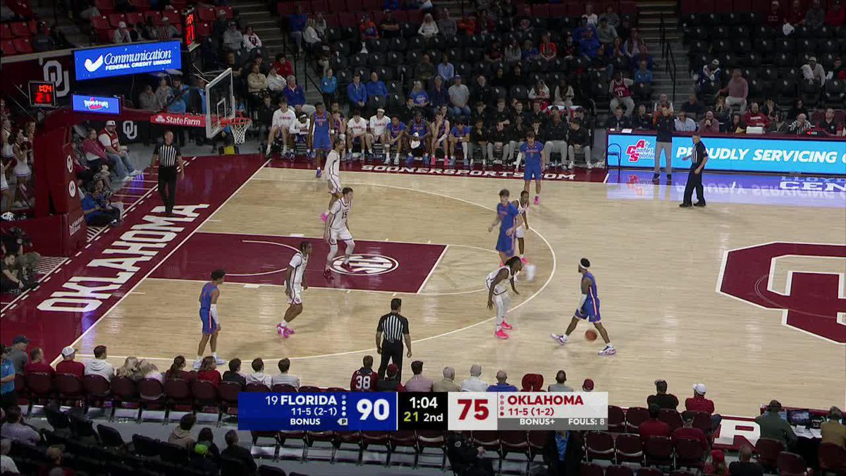 CJ came in the game. sank a 3. simple 😤 📺 ESPN2