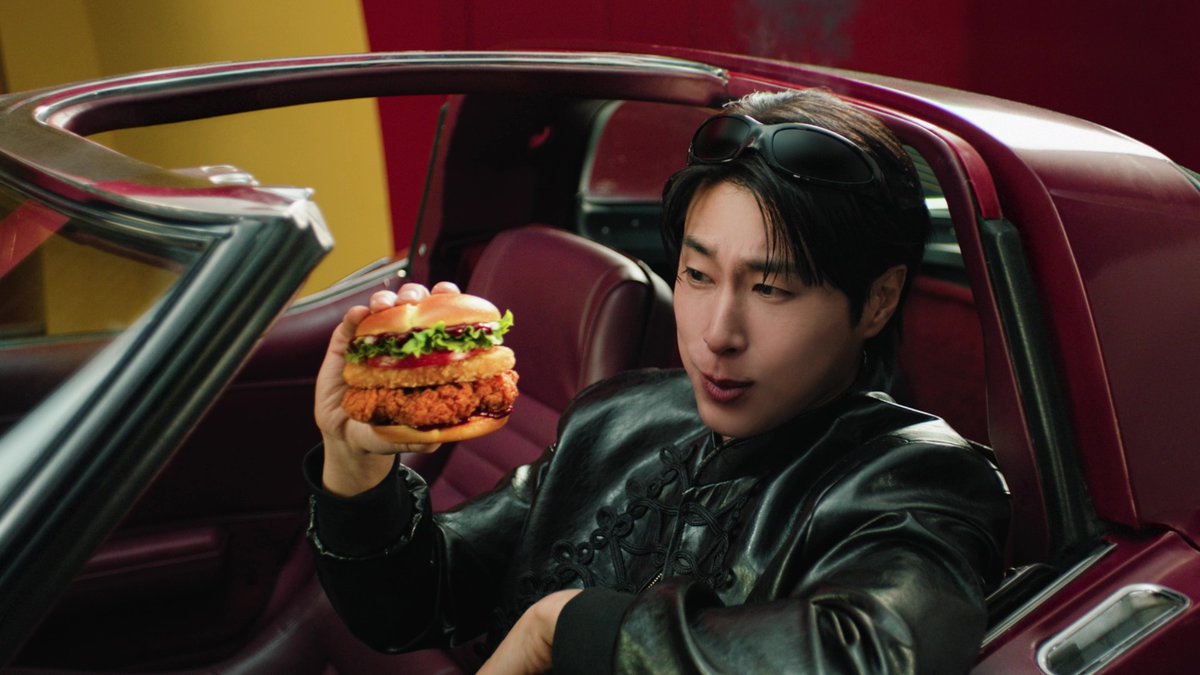모두가 기다린 네 번째 레슨? 맥크리스피™ 마라가 알려줄게! 🔥마라 초보도 맛있게! 맥크리스피™ 해쉬 🔥🔥마라 고수와 딱! 맥크리스피™ 클래식 🔥🔥🔥한계를 넘어! 마라 시즈닝까지 마라와 제대로 만난 맥크리스피™ 지금 당장 빠져봐😎