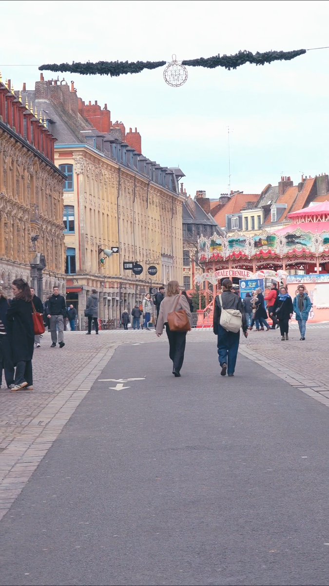 Levez la tête, la Grand'Place est piétonne 🚶😍
