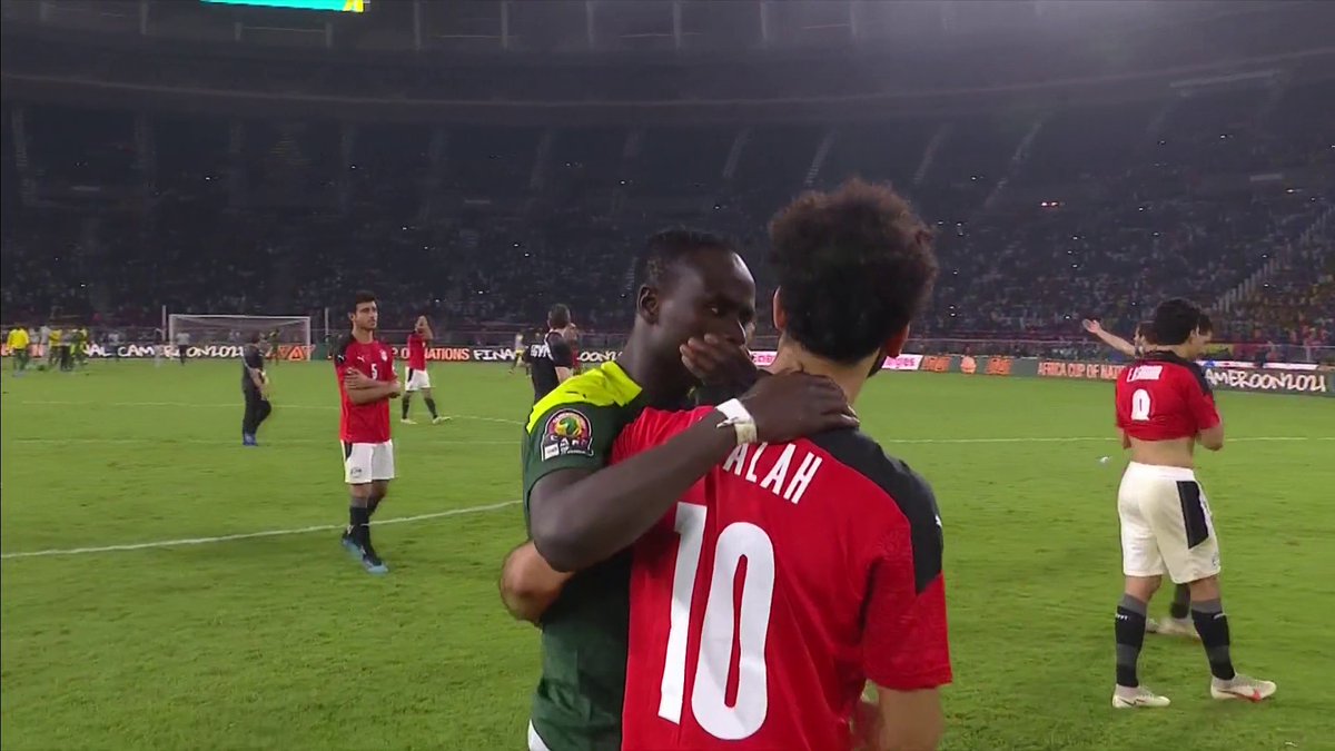 Back when Sadio Mané scored the winning penalty for Senegal. Instead of celebrating, his first instinct was to console Mo Salah after Egypt’s defeat. 🫂❤️ Tonight they meet again. All the best Mo.