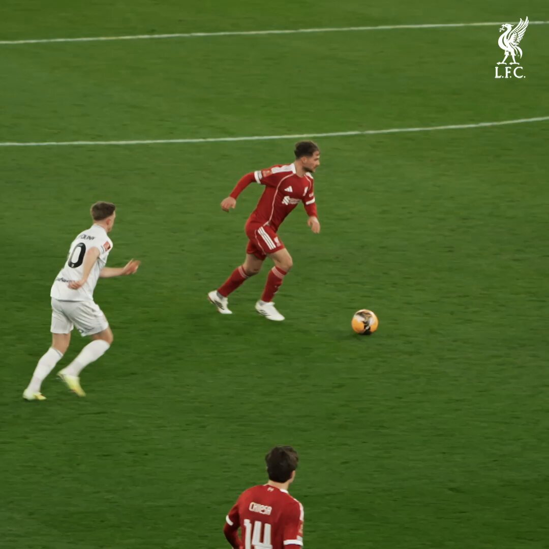 Szobo's strike in slow motion 🤌