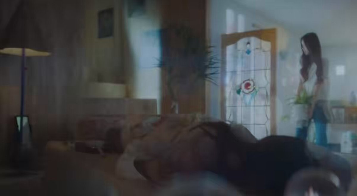 뉴진스 버블검은 노래발매 전에 일본 샴푸광고로 선공개했는데 너어무 좋아서 진짜 레전드였던…