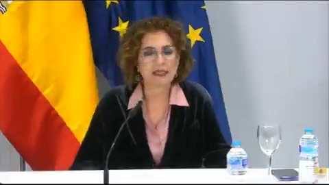 #EnDirecto | Montero dice que si hay un partido que se beneficia de la nueva financiación es "sin duda" el PP: "La comunidad donde más aporta es Andalucía. La mayor financiación por habitante Cantabria, del PP. Donde más se incrementa es Murcia, del PP. ¿Dónde está el perjuicio?"