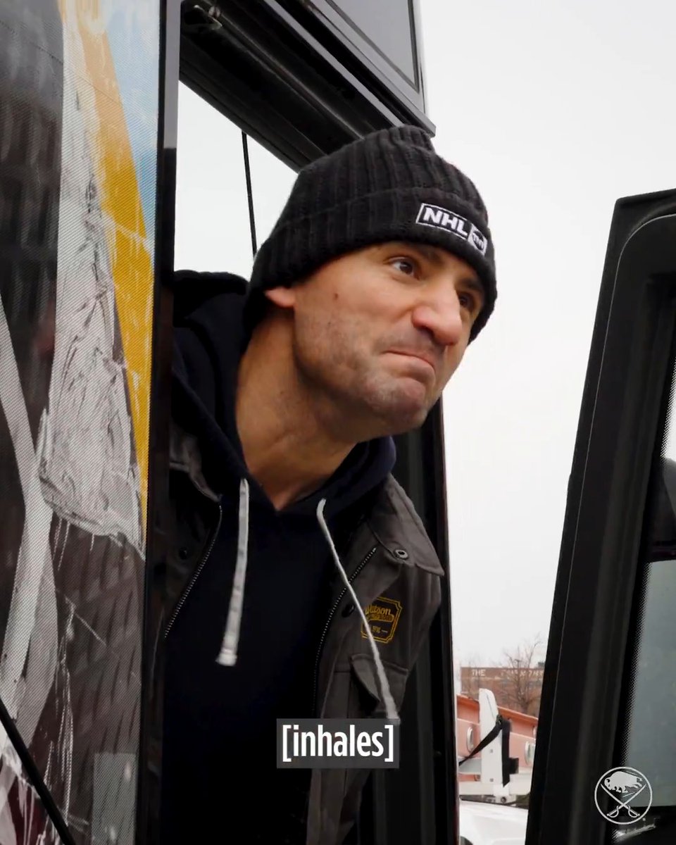 🚨 BIZ TAKES BUFFALO 🚨 Coming to the game tonight? Check out Paul Bissonnette's bus...you really can't miss it. 😂 NHLonTNT | B/R Open Ice