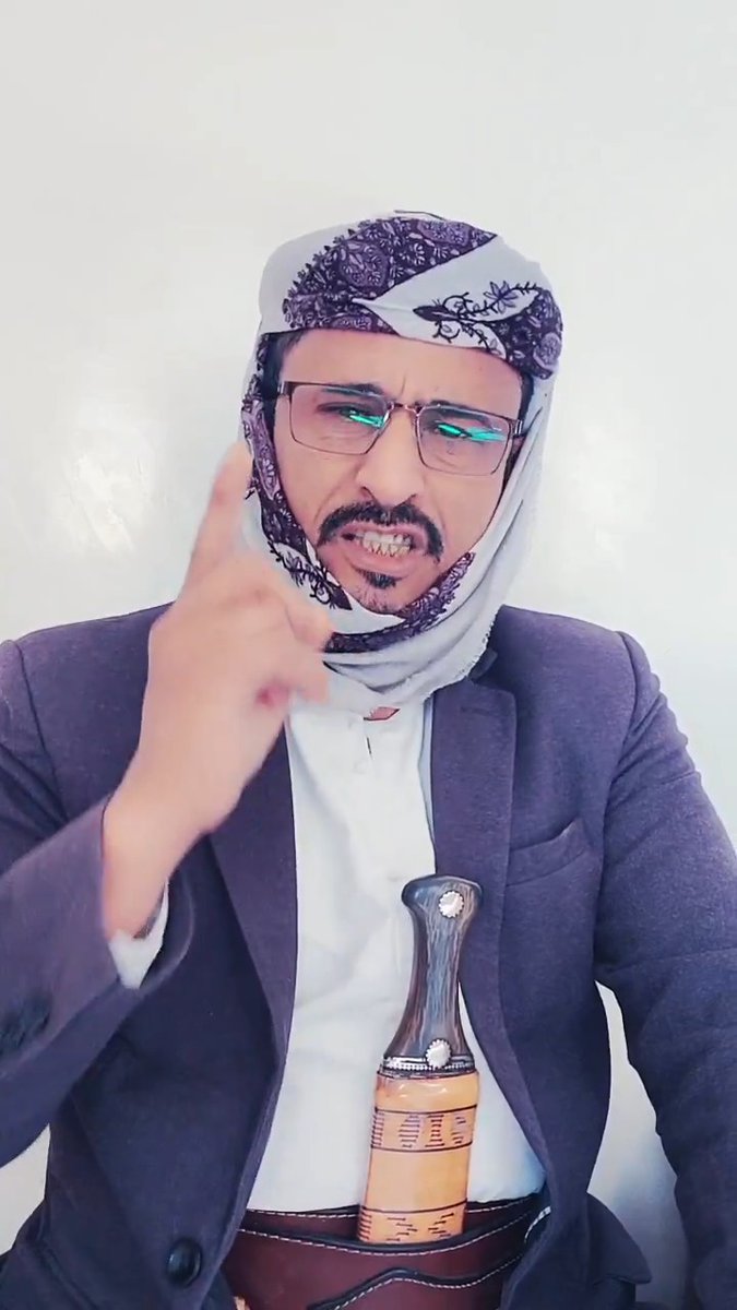 الشعب اليمني بكافة اطيافه يؤيد ويفوض الطرف الذي يواجه العدوان الخارجي على اليمن بالروح وبالدم كلنا مع من يدافع عن سيادة الوطن نقولها للعالم اجمع نحن لانقبل التدخل في الشأن اليمني الداخلي نحن الشعب اليمني صناع القرار ومالكينه ولن نقبل الوصاية من احد 🇾🇪✌️