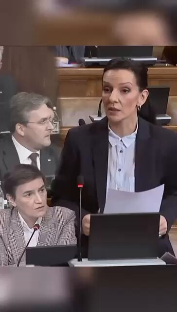 Naravno da ove zakone za disciplinovanje pravosuđa nije pisao Uglješa Mrdić, nemojte da ste smešni. Pisali su ih oni koji znaju da dolaze na red Nadstrešnica, Generalštab, Jovanjica, EPS, Telekom, Beograd na vodi, Expo. Metro, Asseco... Za kartel braće Vučić sa svim pipcima. Celo: