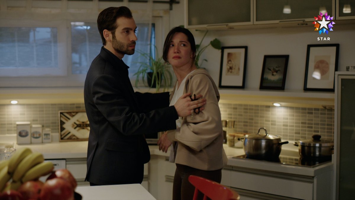"Hayatımda sadece bir gün yıkıldım ben." 😔 #Sahipsizler Sahipsizlertvdizi