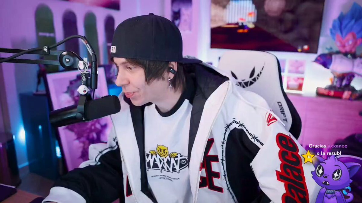 O sea que en algunas de las veces que se tiño en lugar de ser rubius rubio, iba a hacer rubius pelón LOL