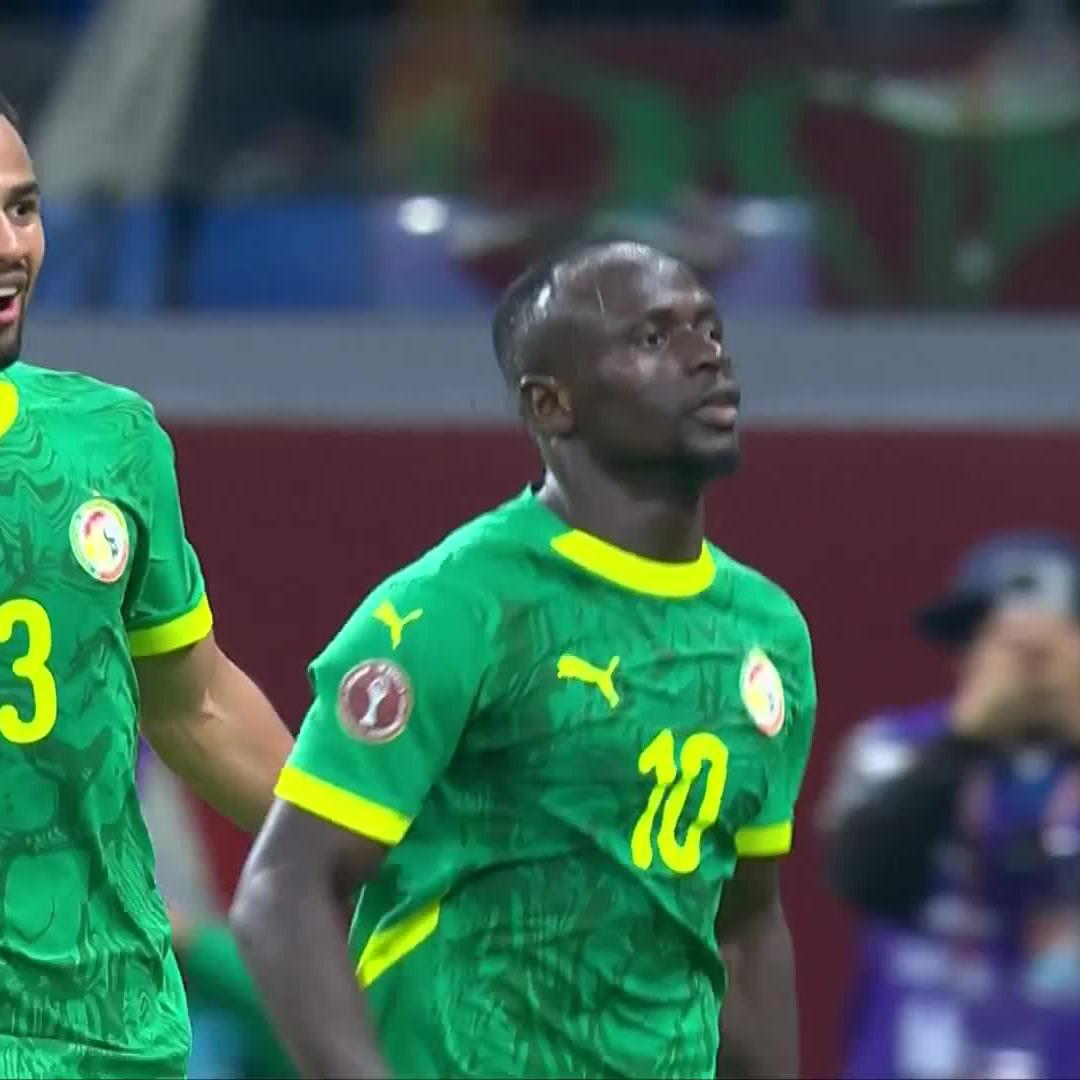 The Lions of Teranga get it done. Sadio Mané with a touch of class to fire Senegal into the AFCON final 🔥