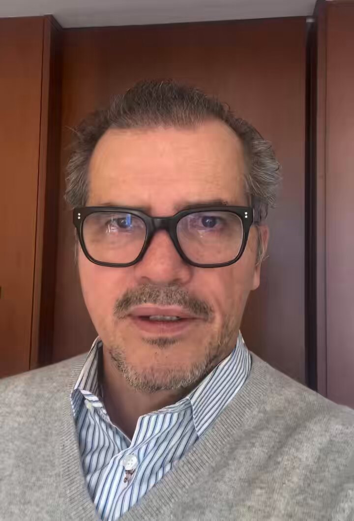 ‘Ice Age’ Sid the Sloth actor John Leguizamo tells Americans to ‘Be Good’ and seek “accountability” over the shooting of Renee Good. “Being good means choosing compassion over cruelty and humanity over fear.”