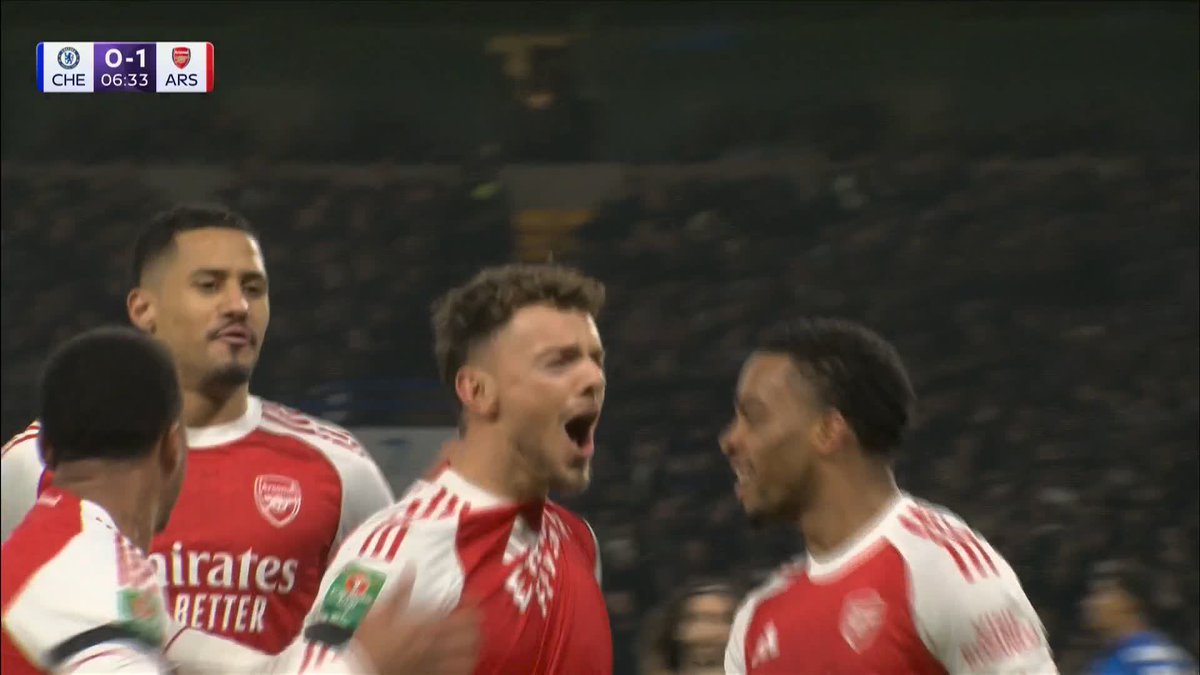 Ben White gives Arsenal the lead just seven minutes into the first leg 🔴 More set-piece joy for Arsenal at Stamford Bridge!