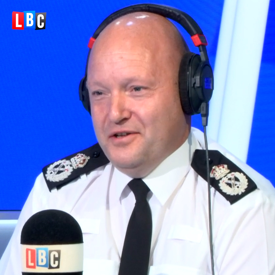 What makes a good copper? - A moral compass - Non-judgemental - Communication skills Craig Guildford, the under fire Chief of West Midlands Police, spoke to Nick Ferrari last August.