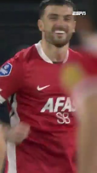 Troy Parrott’s first of the evening against Ajax👊