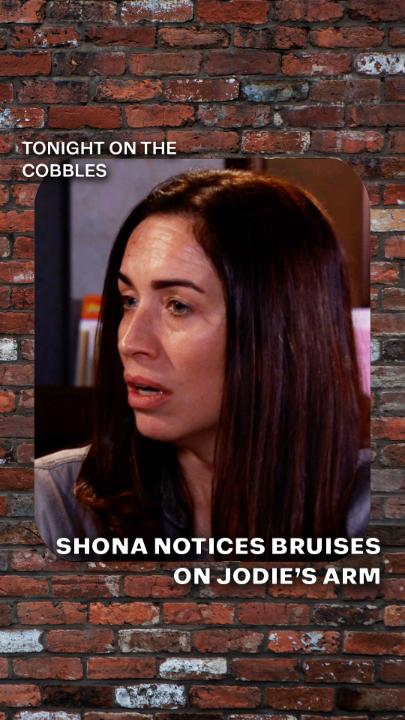 Call it intuition... Shona knows something's wrong 😣 #Corrie