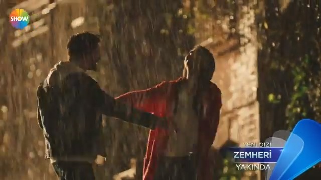 Alperen Duymaz ve Ayça Ayşin Turan’ın başrolü paylaştığı Zemheri, 6 yıl önce bugün ilk bölümüyle ekrana geldi.