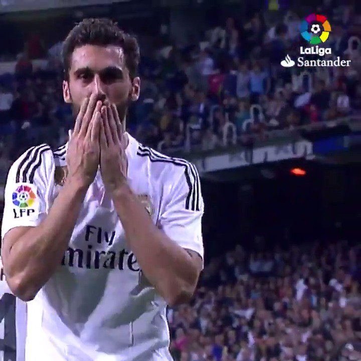 Sadly everytime Arbeloa is on my screen I get flashbacks of this funny CR7 reaction to his goal😭