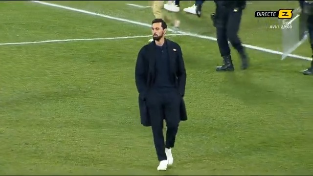 📸 La cara del tècnic ho diu tot 🔥 L’etapa d’Arbeloa a la banqueta blanca comença amb una desfeta a Albacete #LaCopa3Cat ▶️