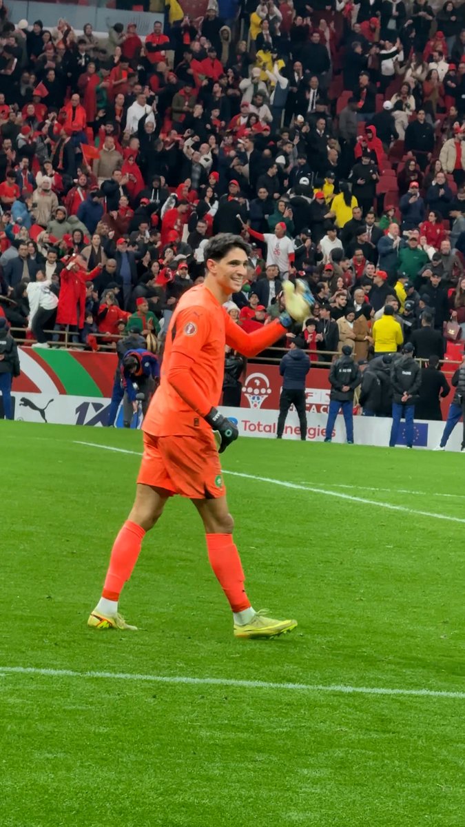 ياسين بونو بطل السهرة 🧤🇲🇦