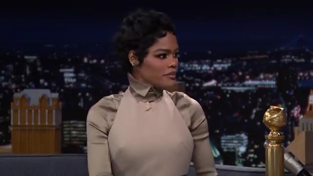 .TEYANA M.J. TAYLOR was trying to beat the embarrassment of music playing during her Golden Globes speech 🤣 #FallonTonight
