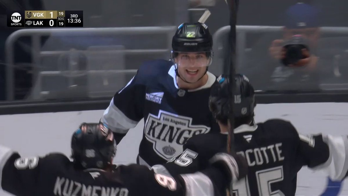 KEVIN FIALA! TIE GAME! 🤴 📺: NHLonTNT &amp; Actually HBO Max ➡️