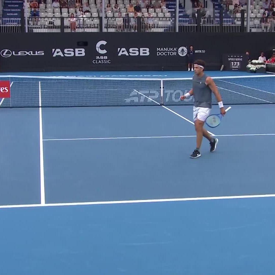 Sublime 🙌 Sebastián Báez with a touch of magic at #ASBClassic